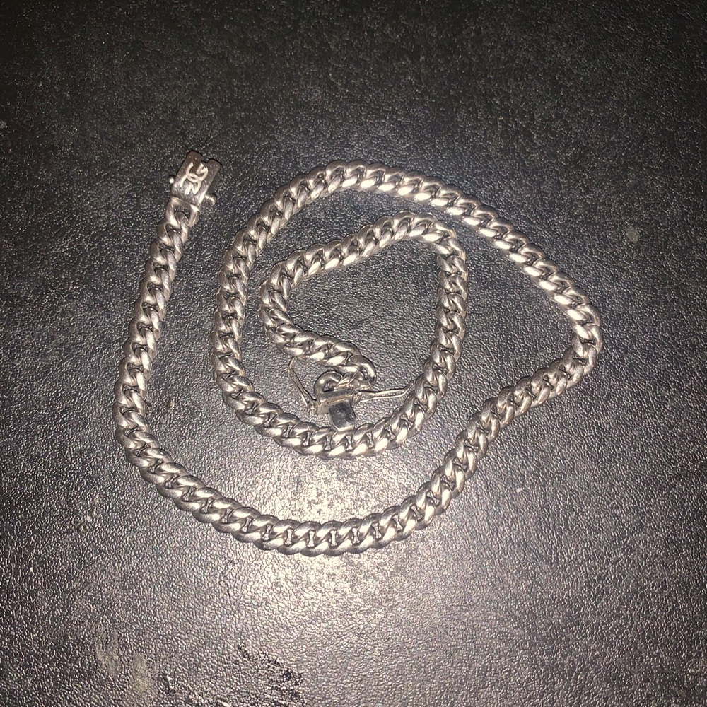 CUBAN LINK CHAIN Gold Gods Miami Cuban Link Chain 8mm 22 inch White Gold